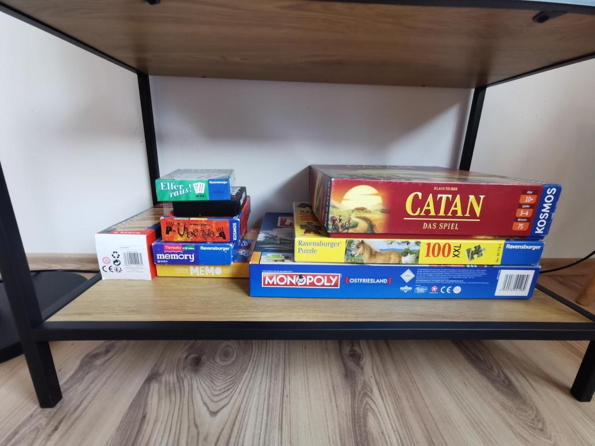 Up Wulkje21 Neu Renovierte Wohnung Mit Pkw Stellplatz Emden Dış mekan fotoğraf